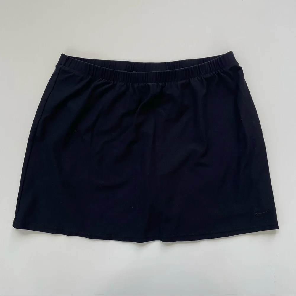 Nike Dri-fit Nike Women's Black Skort Athletic Golf Tennis Pickleball Size LARGE